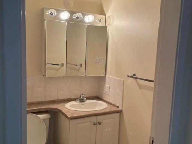 Apartment for rent in Ambleside, West Vancouver