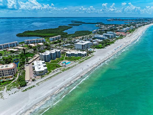 Villa for sale in Longboat Key Villa for sale in Longboat Key