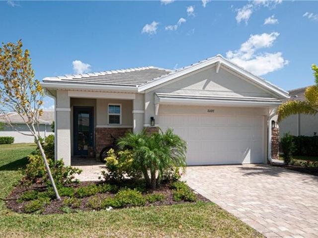 House for sale in Bonita Springs