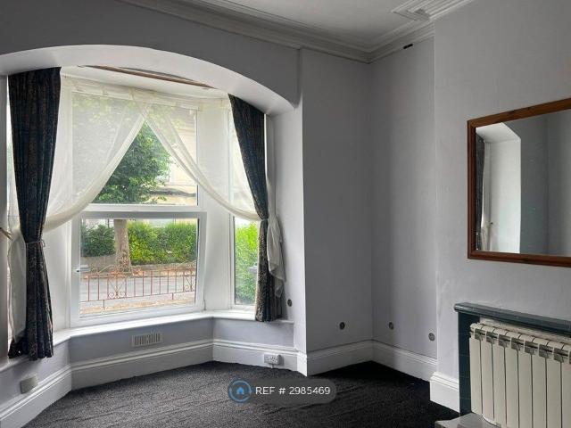 Studio for rent in Mount Wise