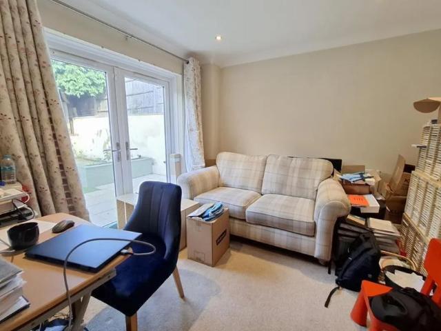 House for rent in Pouchen End, Hertfordshire