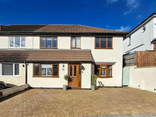 Apartment for rent in Pouchen End, Hertfordshire