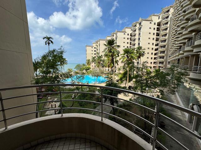 Condominium for sale in Malaka