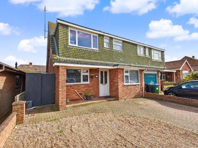 House for rent in Peacehaven, Iford