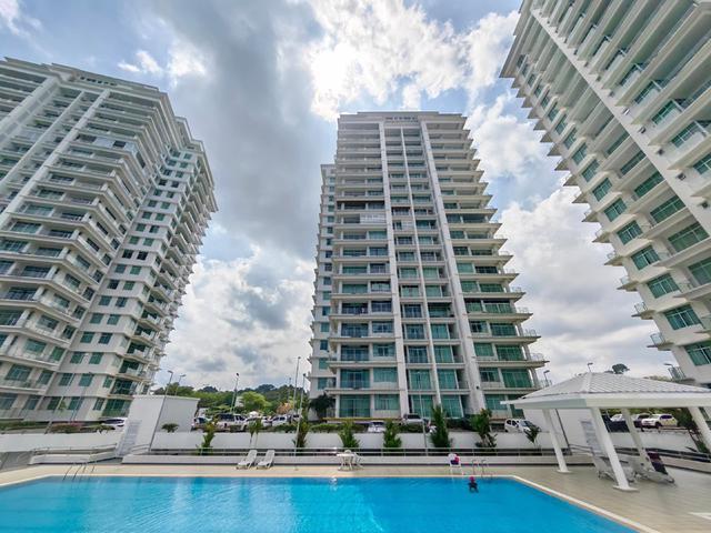 Condominium for rent in Long Miri
