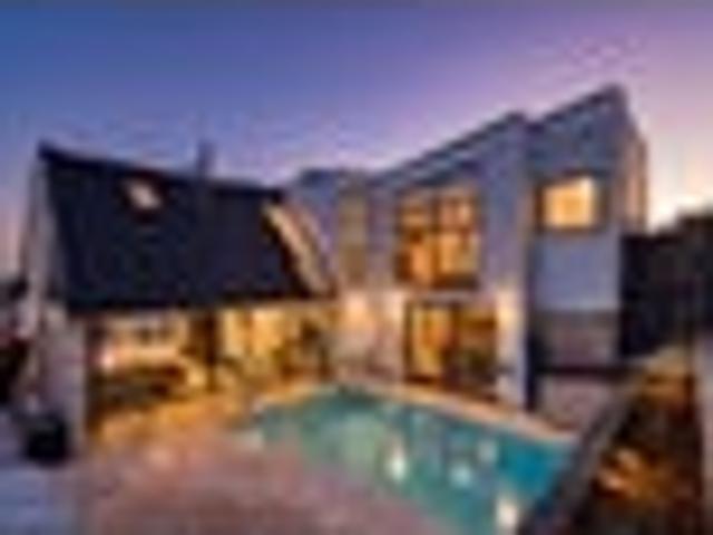 House for sale in Wairau Valley