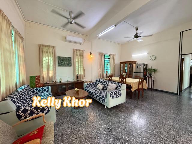 Bungalow for rent in Georgetown, Penang