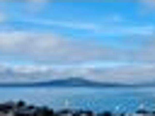 House for sale in Castor Bay