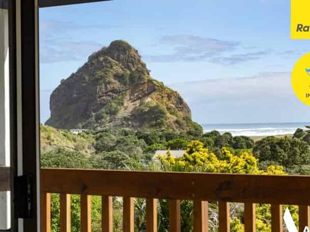 House for rent in Oratia, Oroua County