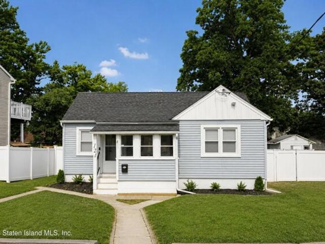House for sale in Monmouth, New Jersey