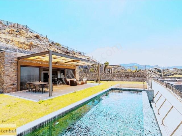 Bodrum, Muğla içerisinde kiralık Villa
