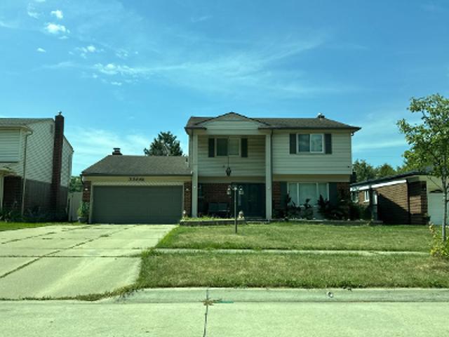House for sale in Sterling Heights, Macomb County