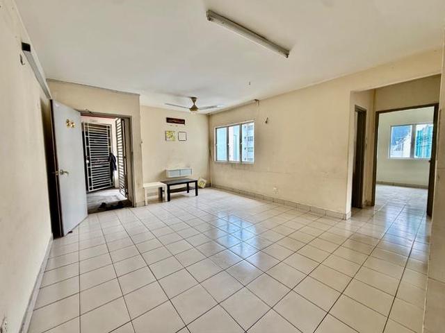 Apartment for sale in Petaling, Alam Impian