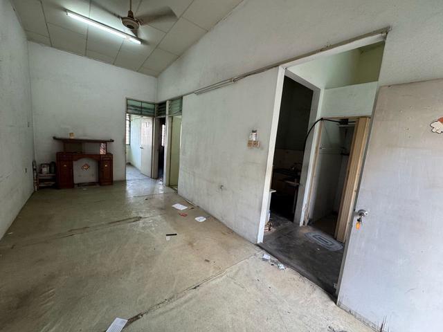 Flat for sale in Wellesley, Penang