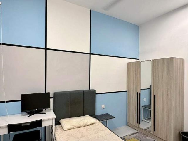 Room for rent in Wellesley, Penang