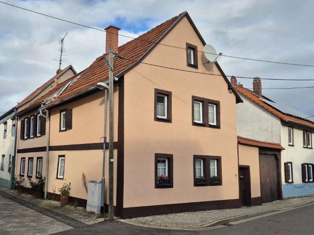 Villa kaufen in Dachwig, Thüringen