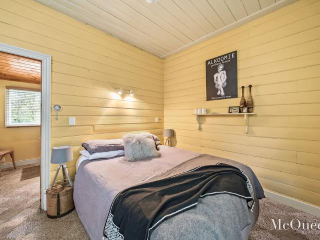 House for sale in Sailors Hill, Victoria