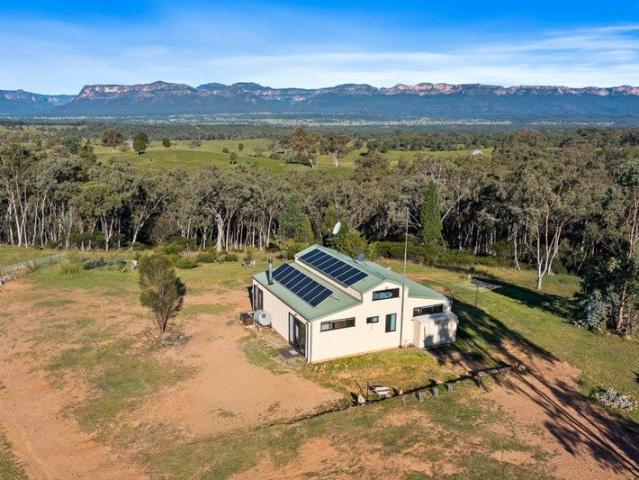 Cottage for sale in Glen Alice, New South Wales