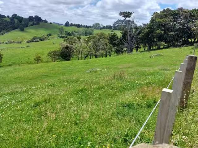 House for sale in Paparoa, Northland