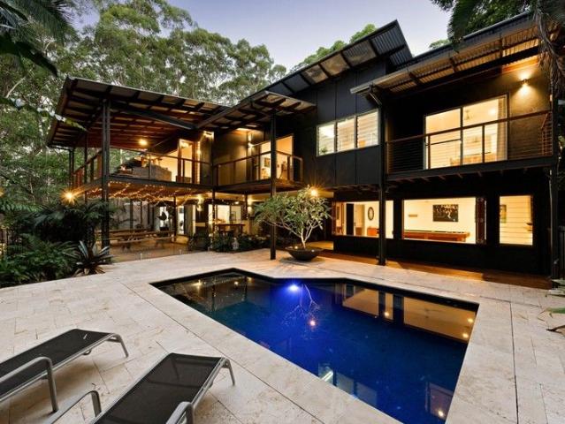 Cottage for sale in Kings Creek, Queensland