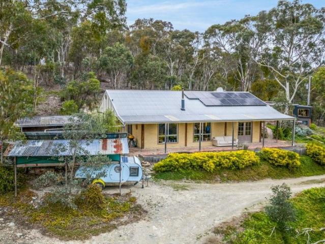 House for sale in She Oaks, Victoria