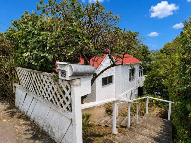 House for rent in Otakou