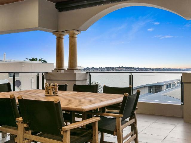 House for sale in Applecross, Western Australia