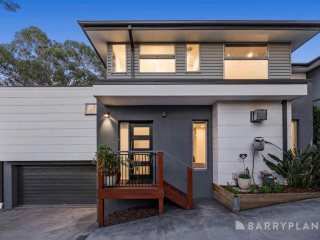 Townhouse for sale in Camerons Creek, Victoria