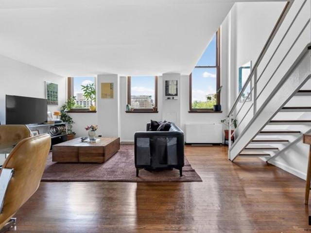 Condo for sale in Arverne, New York