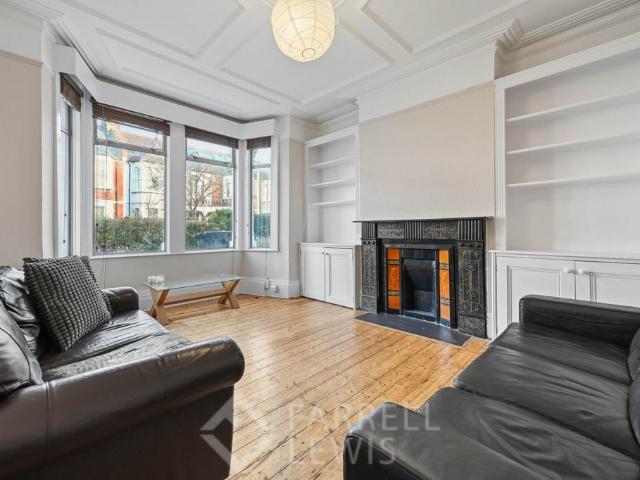 House for rent in London Borough of Ealing, Greater London