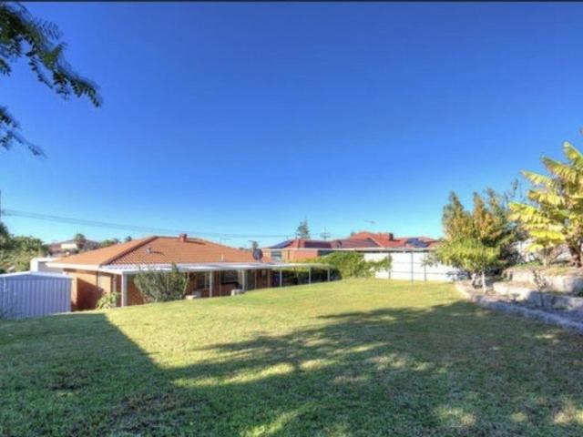House for sale in Quinns Rocks, Western Australia