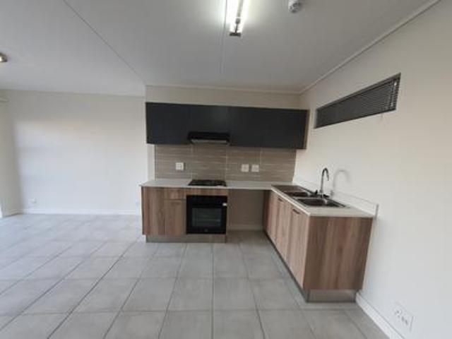 Apartment for rent in Gordon's Bay, Western Cape