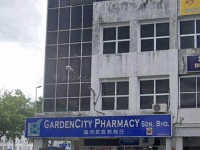 Shop for rent in Kuching