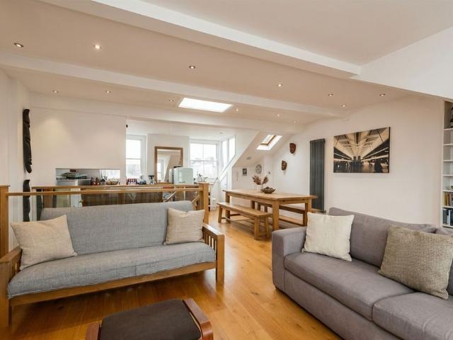 Apartment for rent in Maida Vale, Greater London
