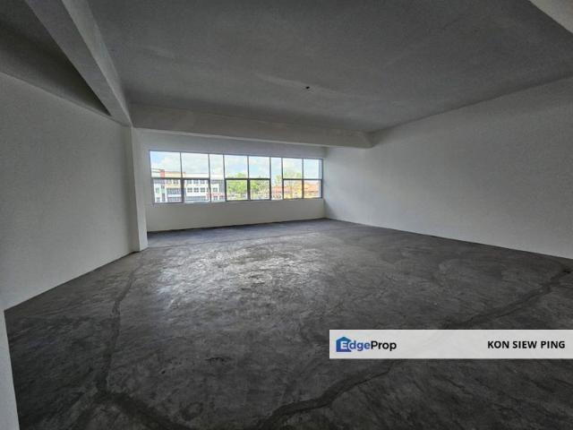 Shop for rent in Kuching