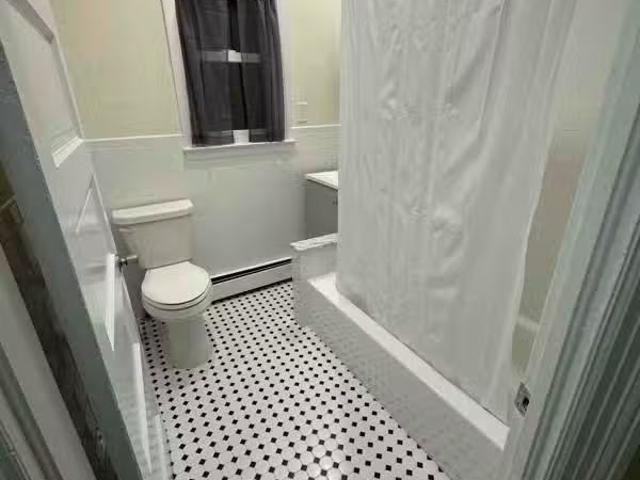 Condo for rent in Clifton