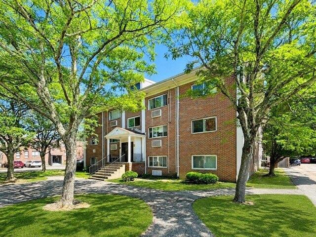 Condo for sale in Framingham, Massachusetts