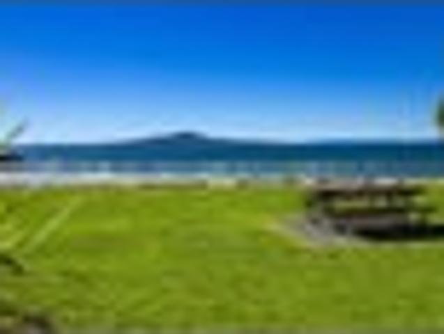 House for sale in Castor Bay