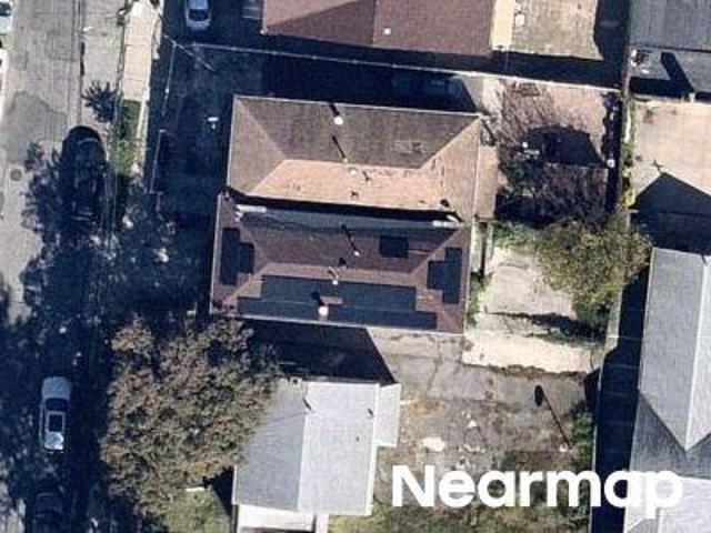Property for sale in The Bronx, Arverne