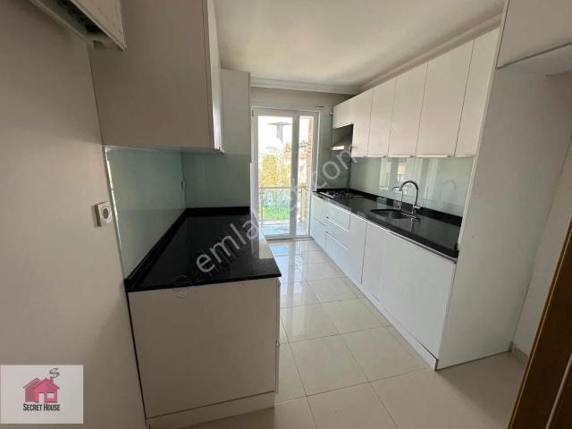 Bakirköy, İstanbul içerisinde kiralık mülk