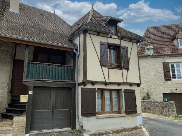 Maison vente à Figeac, Saint-céré