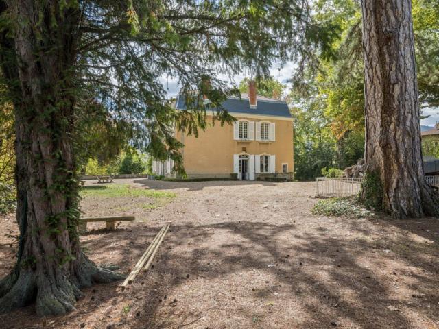 Maison vente à Bully, La Côte