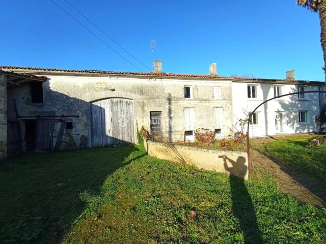 Maison vente à Saint-Jean-d'Angély, Gibourne