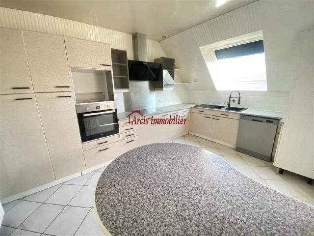 Maison vente à Troyes, Mailly-le-camp