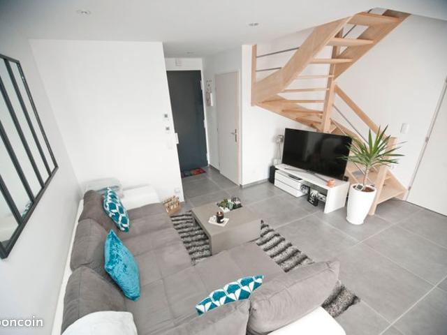 Maison vente à Annecy, Sales