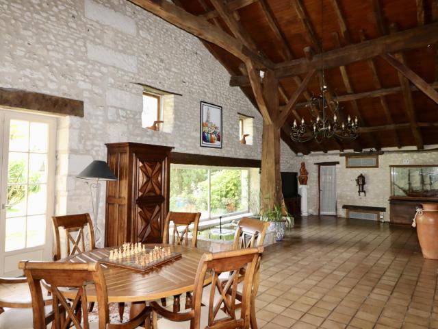 Maison vente à Saintes