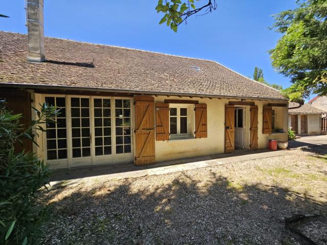 Maison vente à Chalon-sur-Saône, Saunières