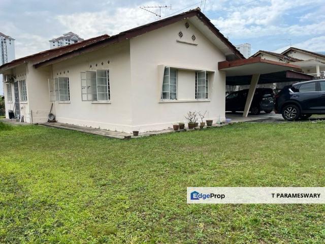 House for sale in Petaling, Damansara Damai