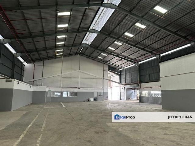 Warehouse for rent in Petaling, Alam Impian