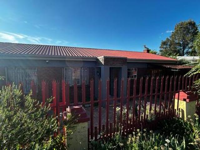 Townhouse for sale in Gert Sibande, Mpumalanga